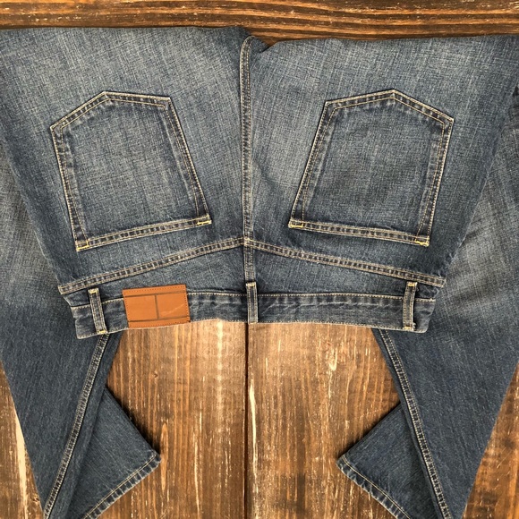TOMMY HILFIGER Classic Straight Mens 36x30 Vintage Denim Blue Jeans Fast Ship - Picture 8 of 8